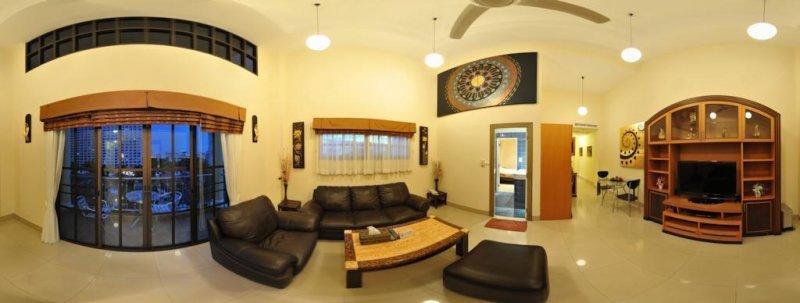 Royal Park Apartments Jomtien Beach Exterior foto